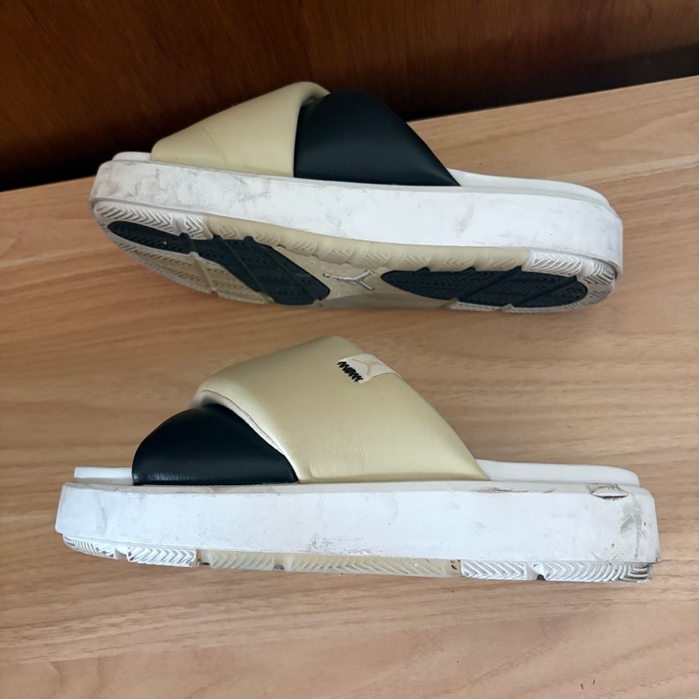 JORDAN sz 8 Sophia Slides Black Cream Crossover Puffy Strap Nike - Picture 4 of 9